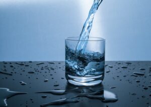 10 Important Health Benefits of Drinking Water and How to Stay Hydrated