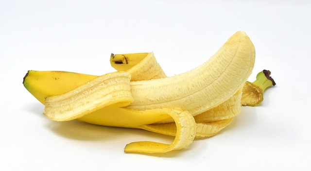 Bananas nutritional facts and top 6 health benefits